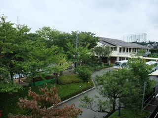 翌日発送可能】 横浜市都筑区やまた幼稚園 制服上下/ブラウス - その他 ...