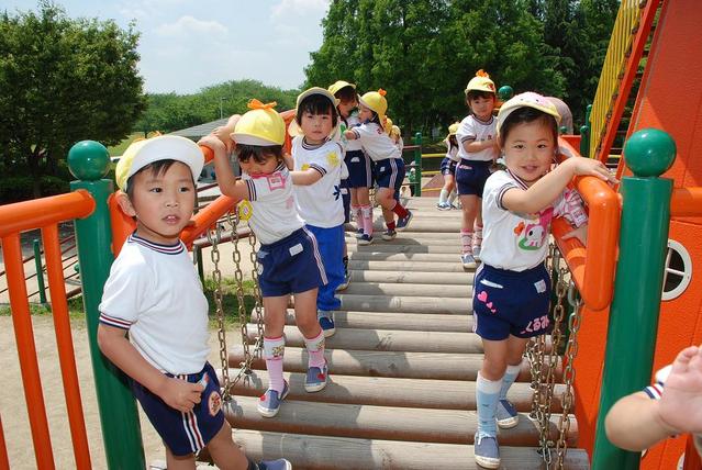 キッズ用品 discombobulation 志紀学園幼稚園の制服